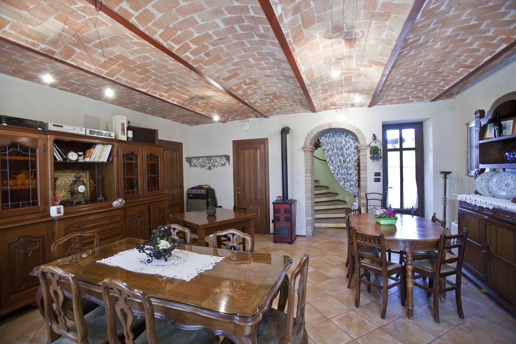 I Grilli Bed & Breakfast Castagnole delle Lanze Eksteriør bilde