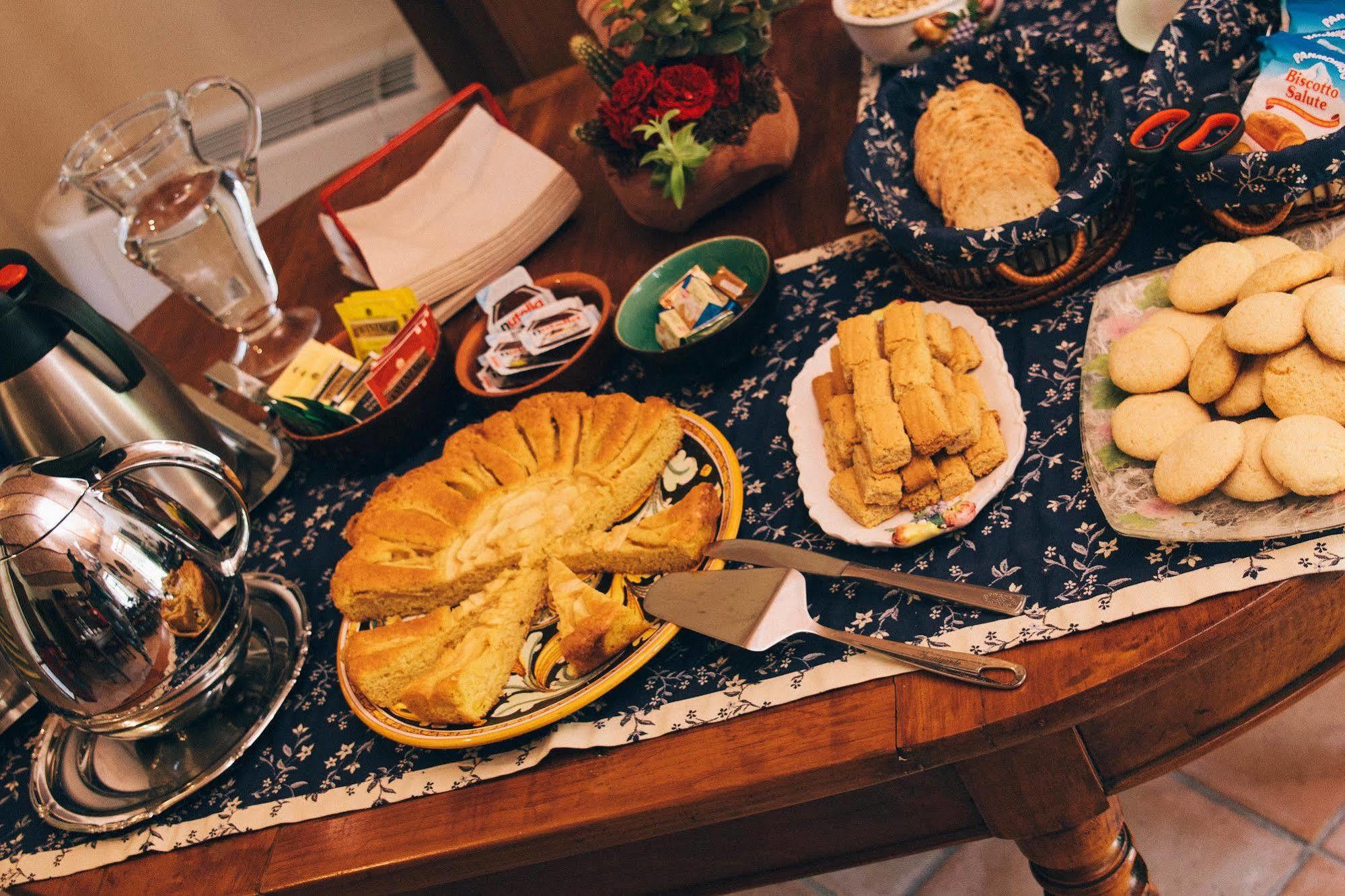 I Grilli Bed & Breakfast Castagnole delle Lanze Eksteriør bilde